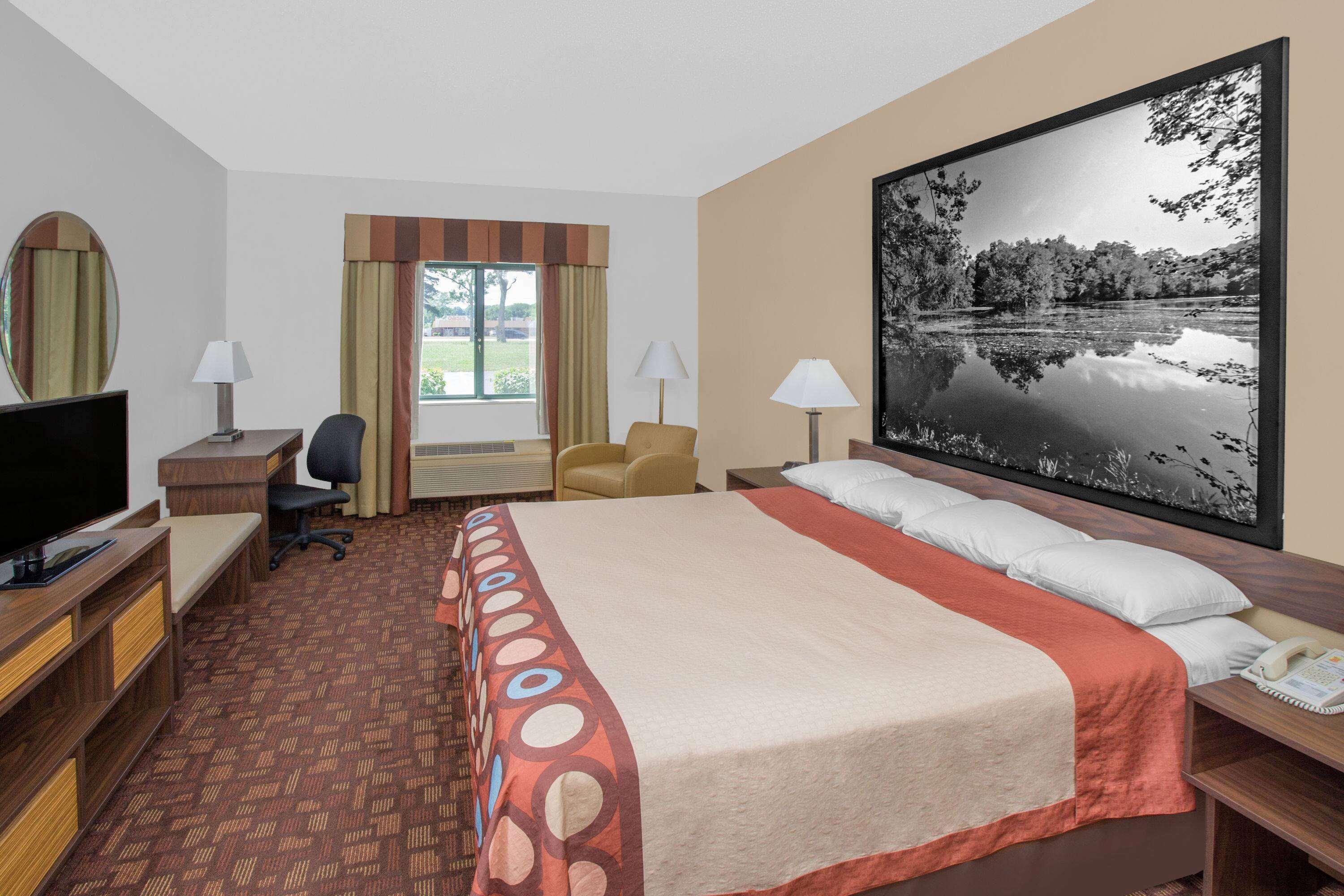 Super 8 By Wyndham Three Rivers Extérieur photo